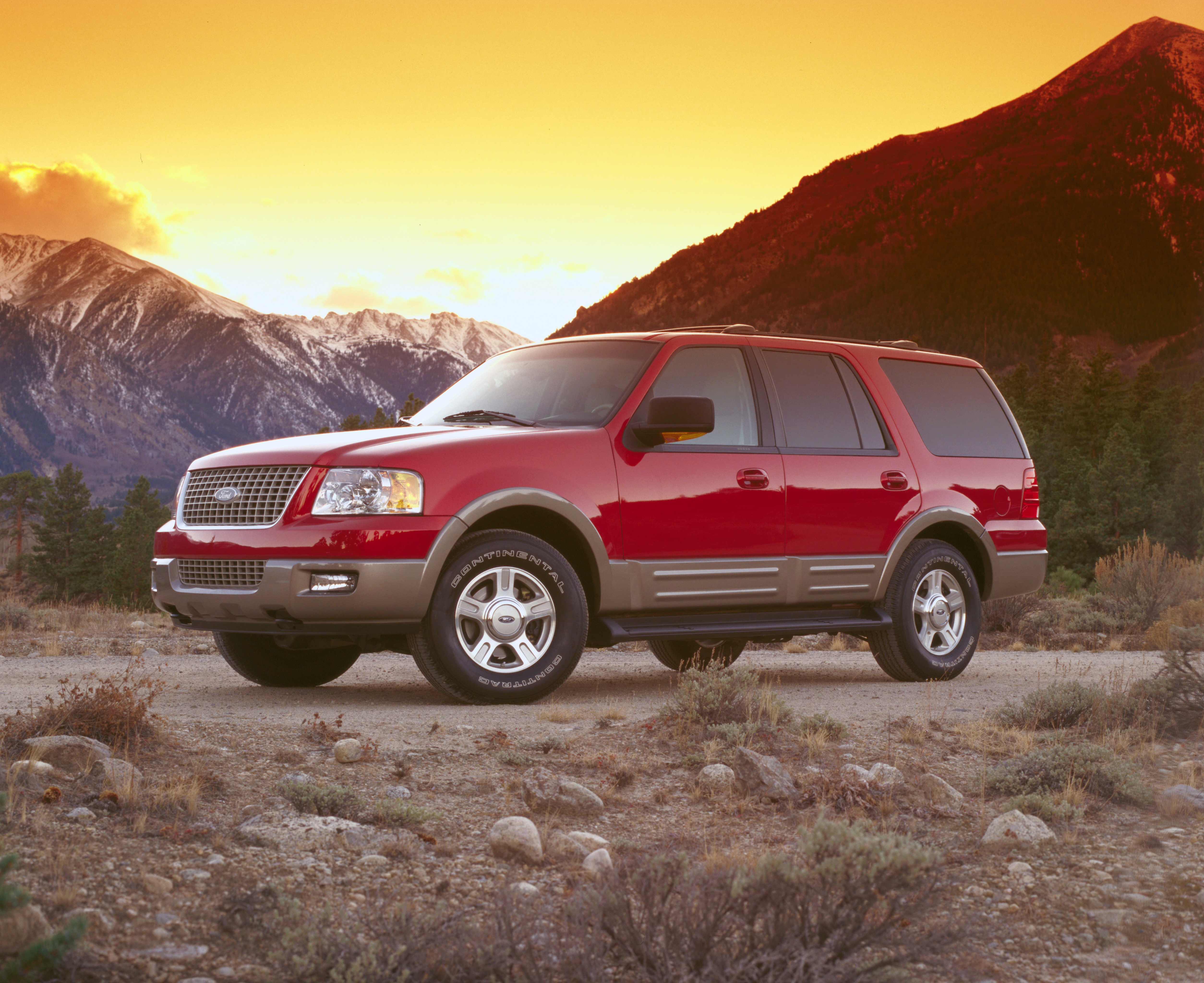 uploads/2003-Ford-Expedition-Eddie-Bauer-neg-CN336010-032.jpg
