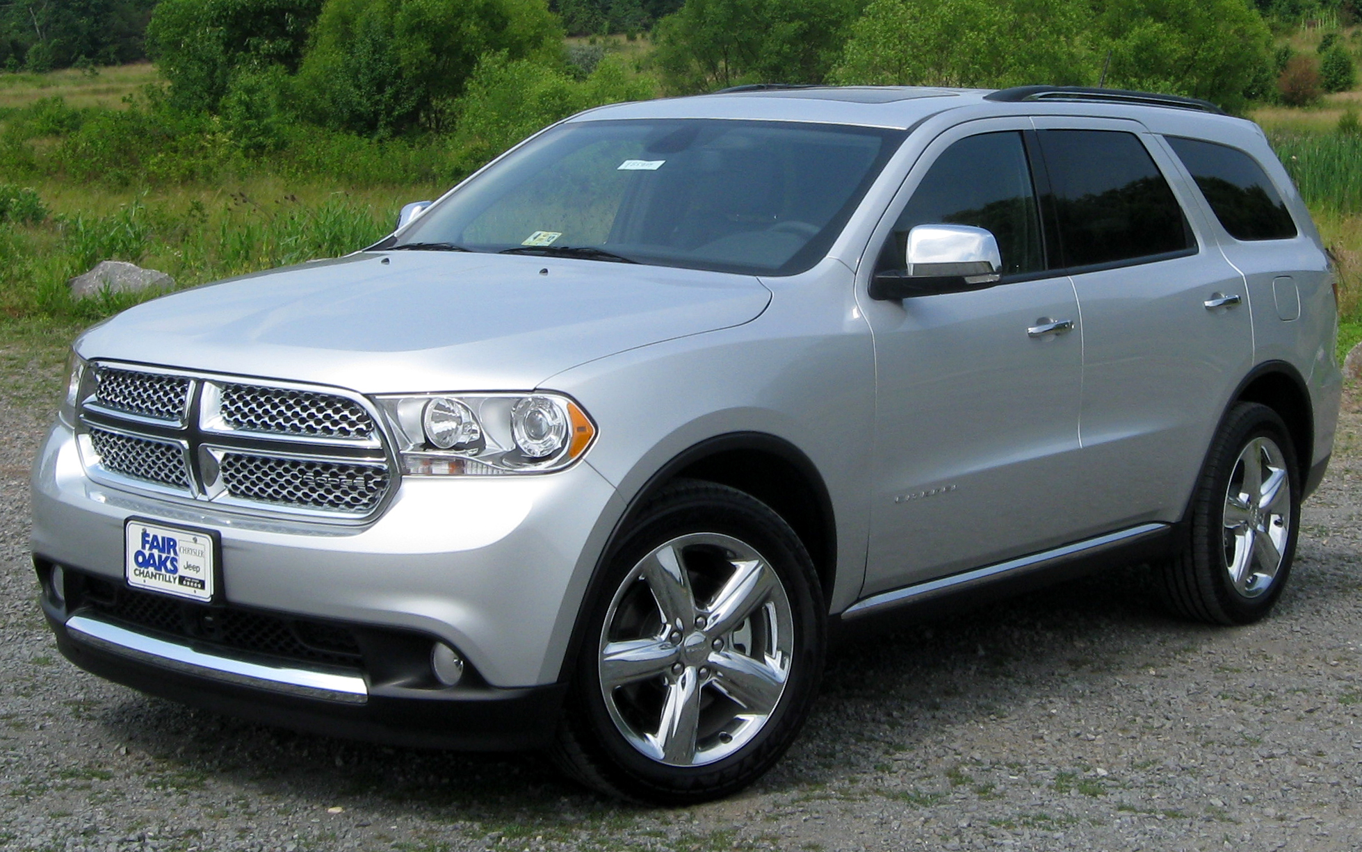 uploads/2011_Dodge_Durango_Citadel_--_06-16-2011.jpg